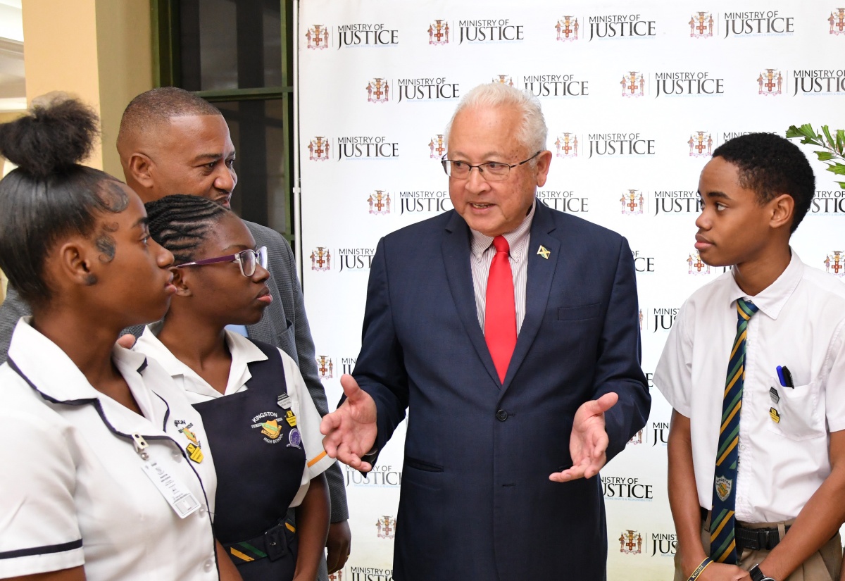 All Informers Are Heroes – Minister Chuck