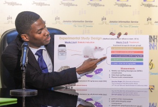 Master’s graduate from the Faculty of Medical Sciences at the University of the West Indies, Mona, Amarley Wright, highlights details of his research into a new treatment opinion for Type 2 diabetes, during a recent JIS Think Tank. Mr. Wright was the recipient of the award for ‘Best Student Oral Presentation’ at the 14th Annual National Health Research Conference in 2023.

