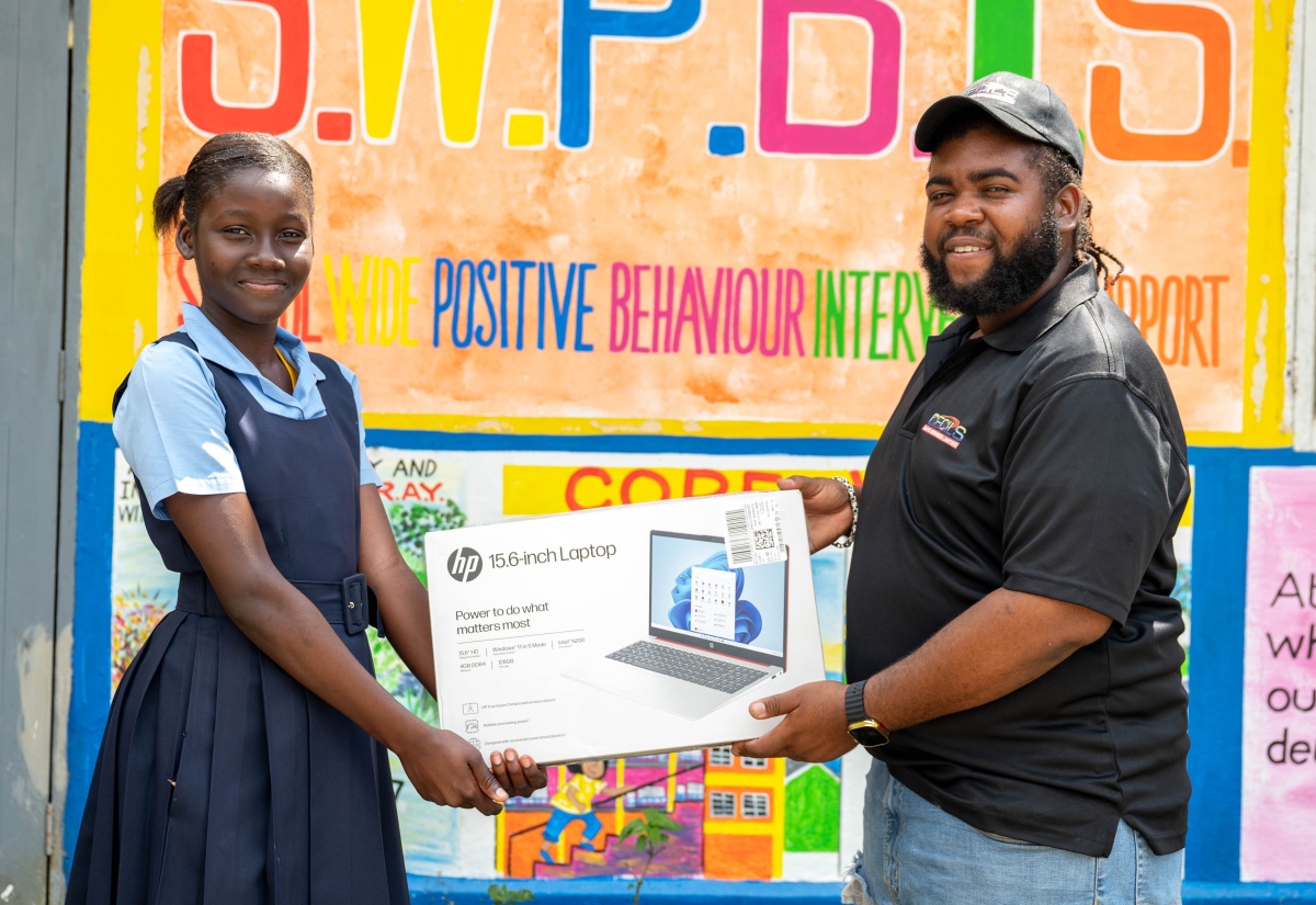 Chantilly Primary and Infant Gets Donation of School Supplies
