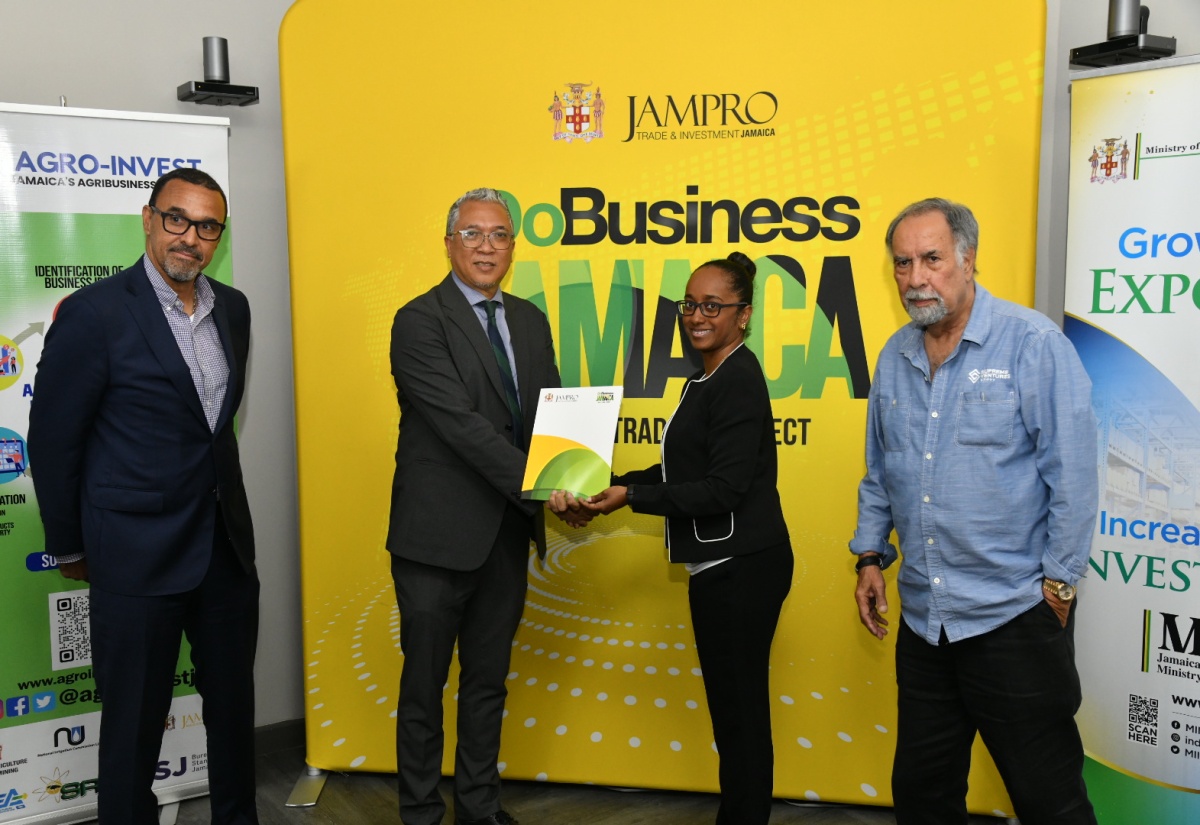 PHOTOS: JAMPRO Signs MOU with Agro-Invest