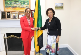 Jamaica’s Ambassador to the United States, Her Excellency Audrey Marks (right), greets Minister of Legal and Constitutional Affairs, Hon. Marlene Malahoo Forte, on the Minister’s arrival at the Embassy of Jamaica in Washington DC on Wednesday evening (April 17) to participate in the ‘Let’s Connect’ town hall. Minister Malahoo Forte engaged members of the disapora on the constitutional reform process and the move towards a republic.