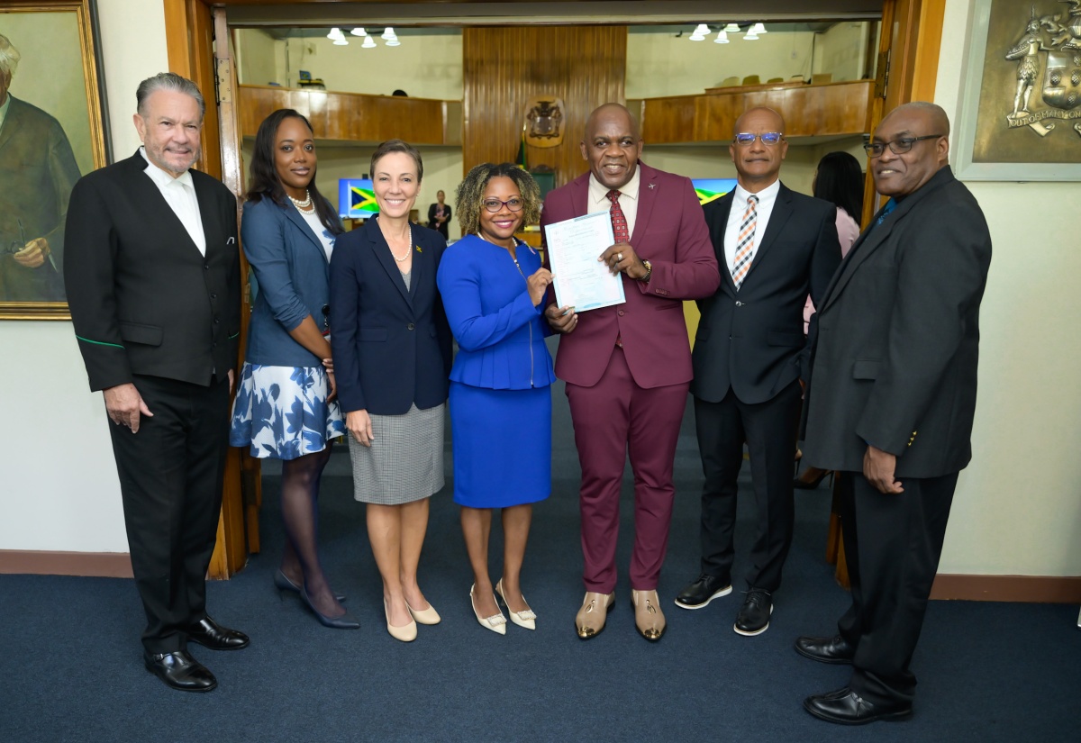 PHOTOS: Senator Dr. Floyd Morris Receives Braille Birth Certificate