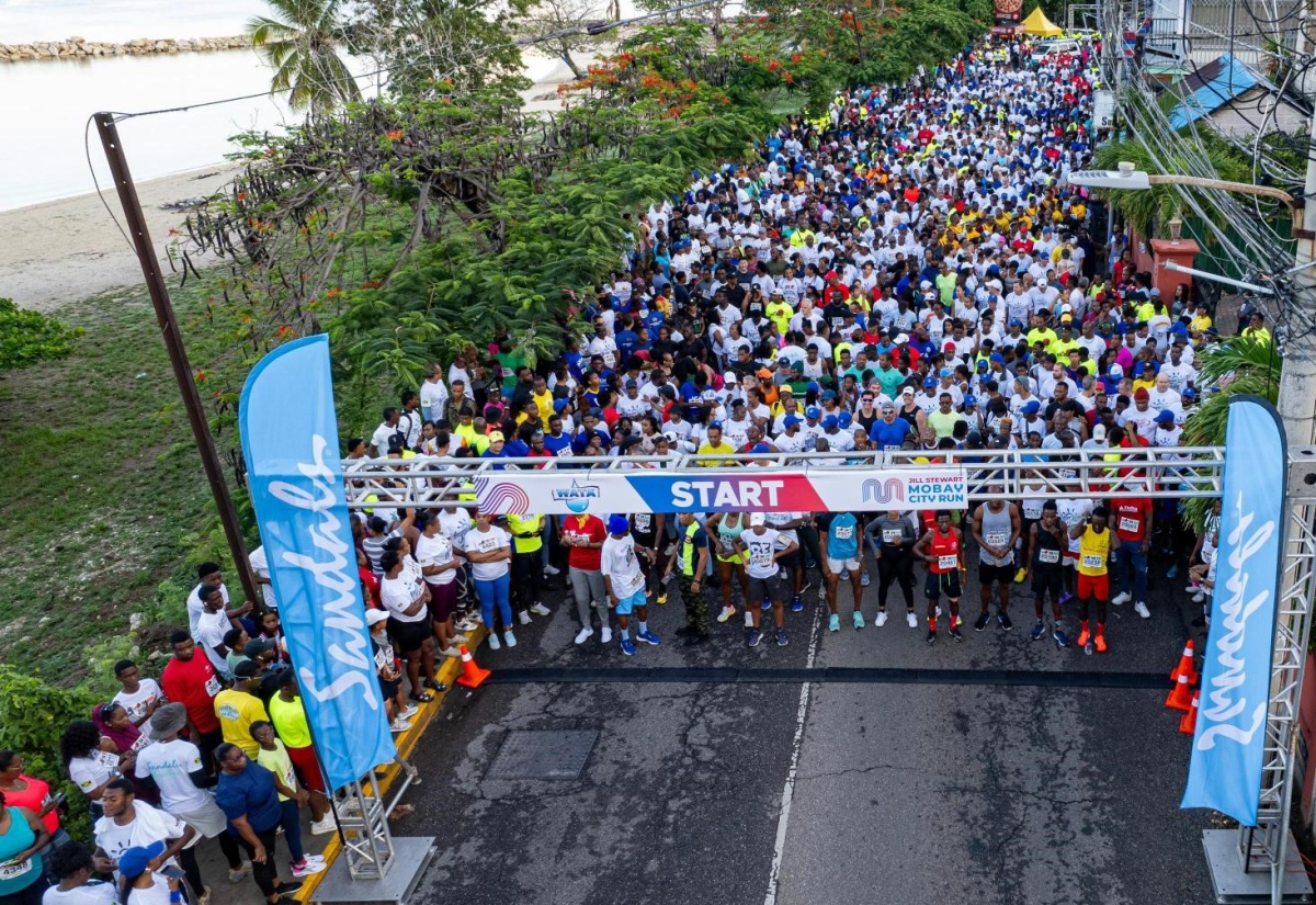 Thousands of Persons Take Part in Jill Stewart Mobay City Run