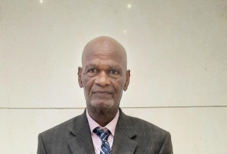 Former Journalist and author, Luther Irving, of Jamaica Domino Tours.