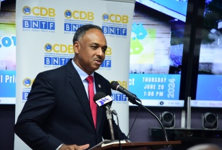 Managing Director, Jamaica Social Investment Fund (JSIF), Omar Sweeney, addresses a contract signing ceremony for the Kendal Primary School rehabilitation project, at JSIF’s Oxford Road offices on Thursday (June 20). Approximately $117,230,914 will be spent to carry out major rehabilitation works to the school plant, which is located in Hanover. The project is being implemented through the Caribbean Development Bank (CDB)-funded Basic Needs Trust Fund Cycle 10 (BNTF10)