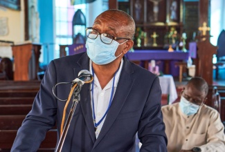 Parish Manager for the St. Elizabeth Health Department, Sean Brissett.