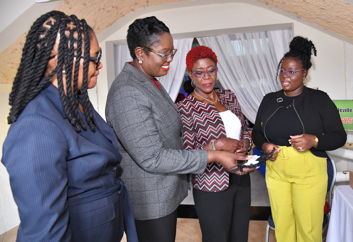 Education Ministry to Strengthen Support for Early-Childhood and Primary-Level Leaders