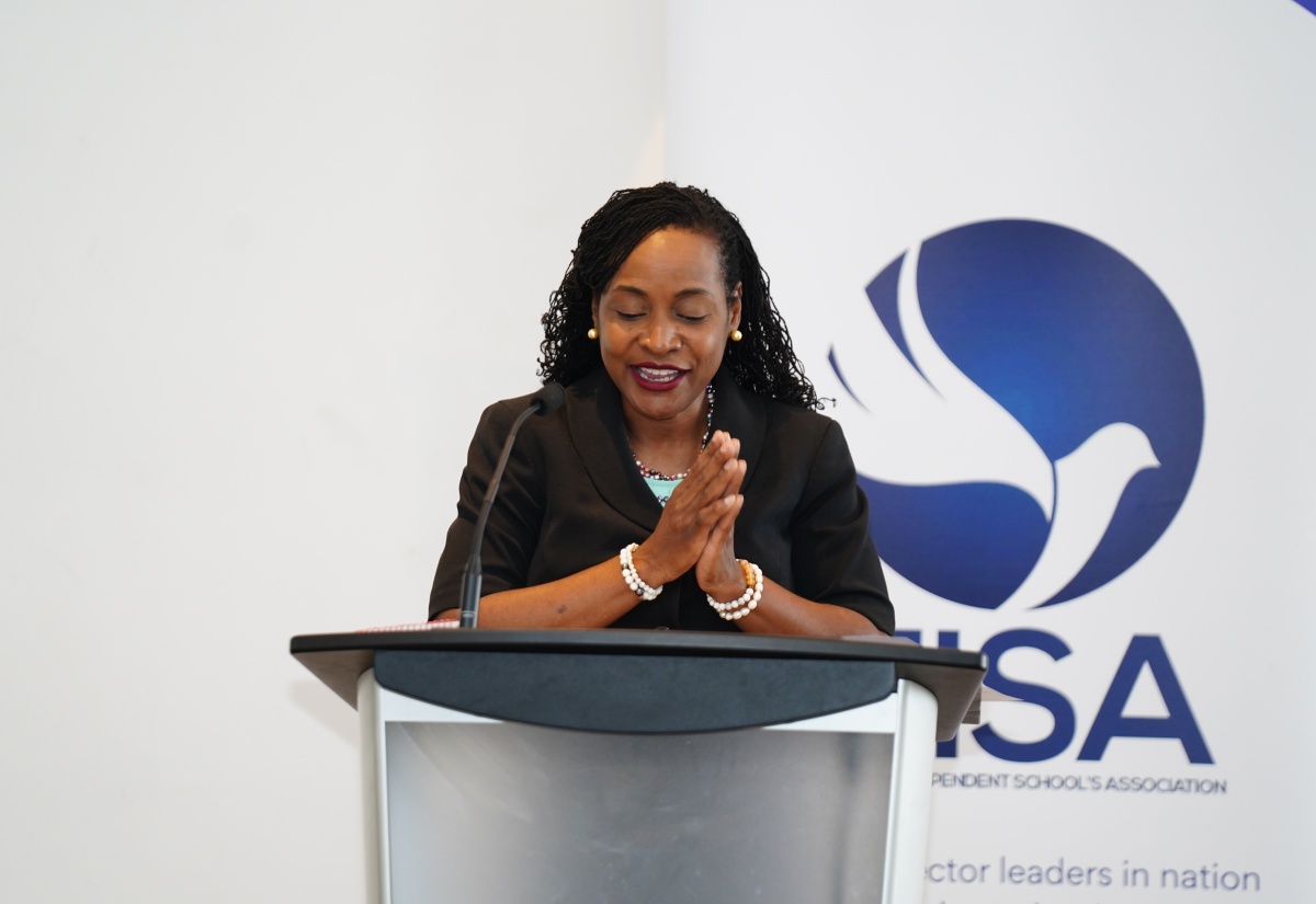 State Minister Commends Leaders Of Independent Schools