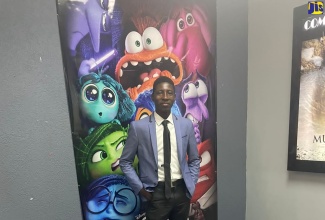 Past Student, Herbert Morrison Technical High School, Devonté Walker