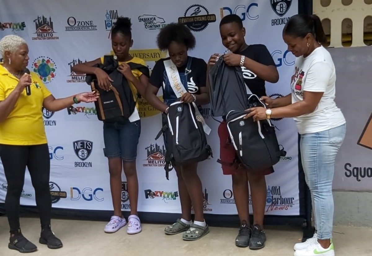 Students Receive Educational Supplies from Pollyanna Project