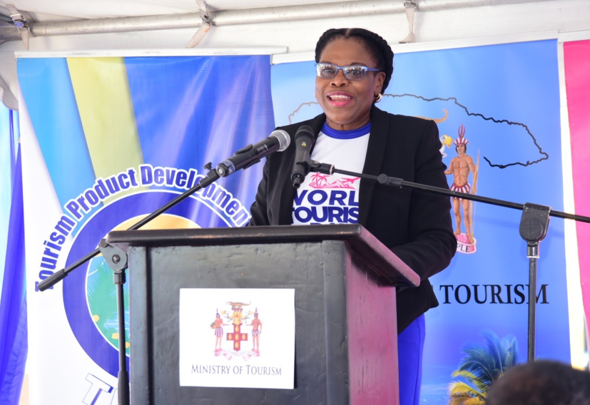 Tourism Mural Unveiled in Downtown Kingston