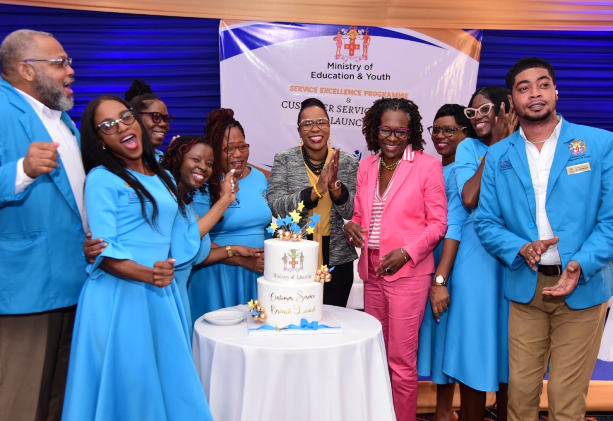 Education Ministry Officially Launches Customer Service Branch