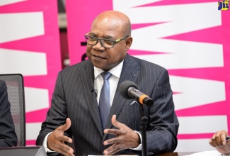 Minister of Tourism, Hon. Edmund Bartlett