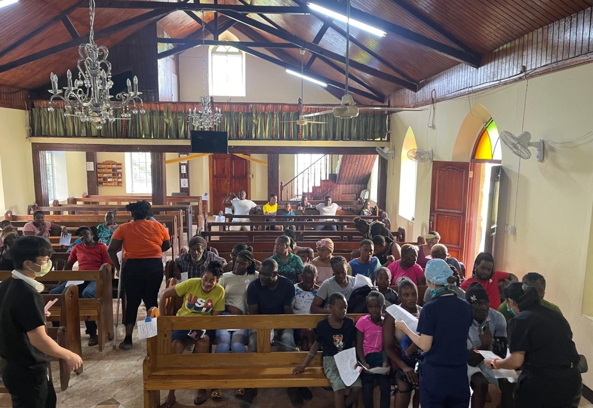 Great Shape! Inc. 1000 Smiles Project Goes to Hanover