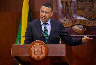 Prime Minister, Dr. the Most Hon. Andrew Holness, emphasises a point while addressing Wednesday’s (November 6) post-Cabinet press briefing at Jamaica House.

