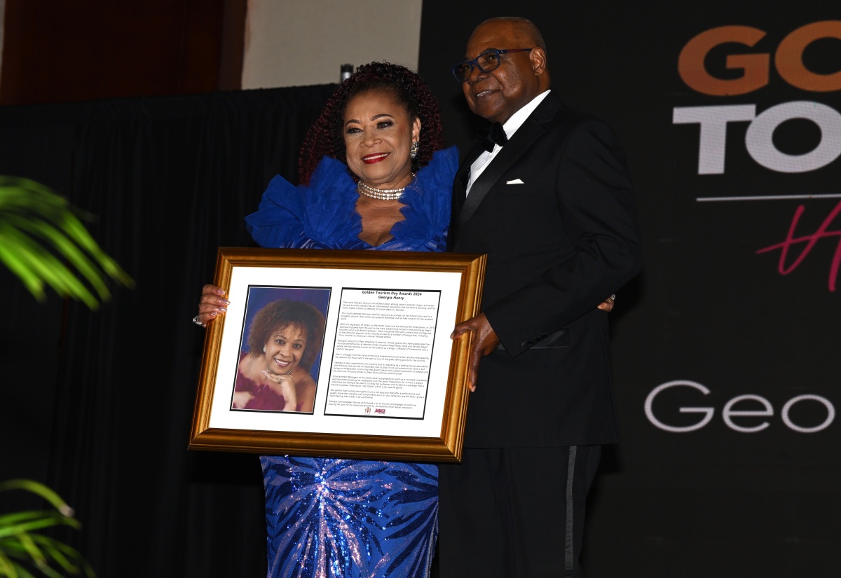 Minister Bartlett Hails Tourism Workers