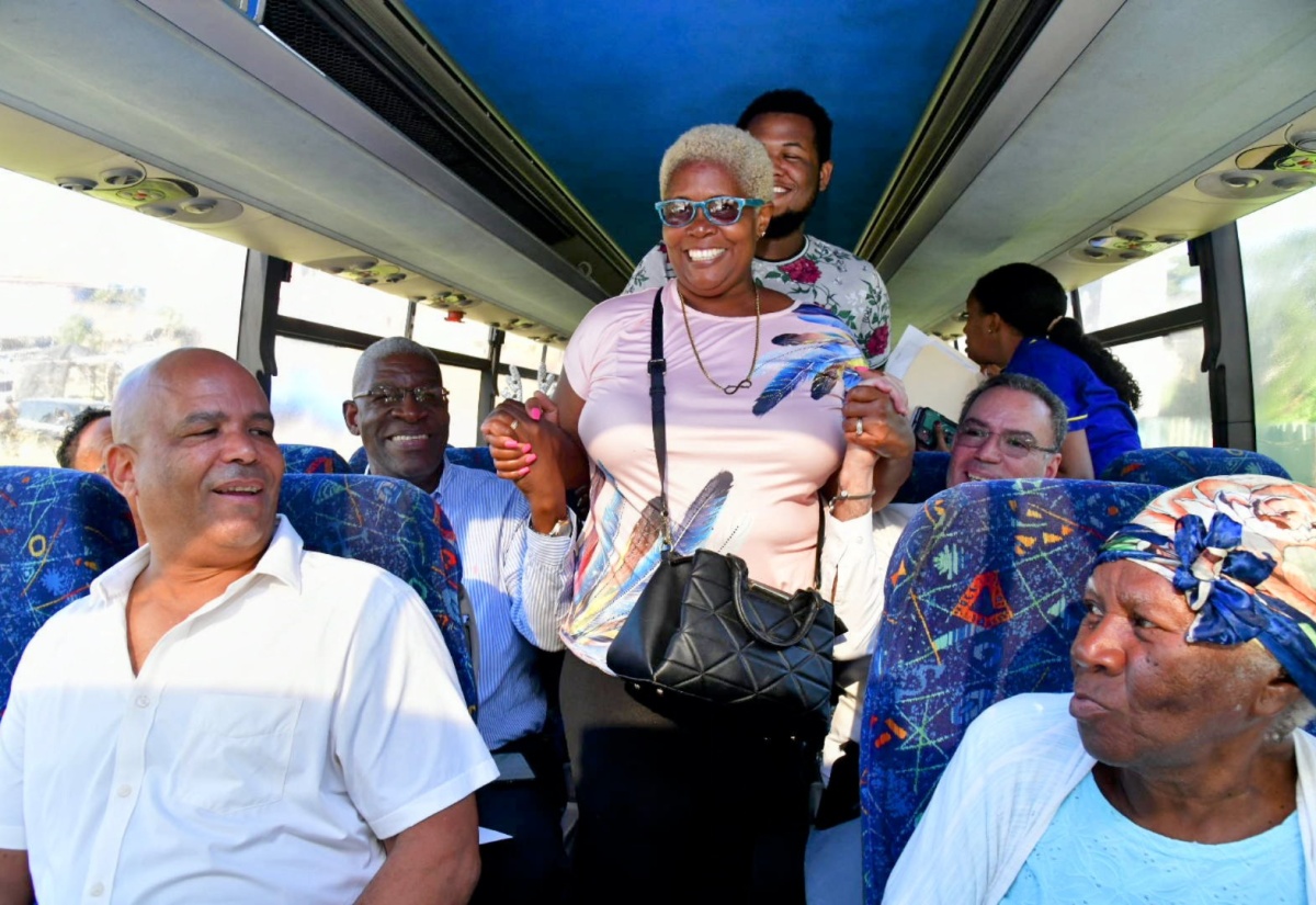 Over 5,000 Commuters Traverse JUTC’s New St. Thomas Routes in First Week of Service