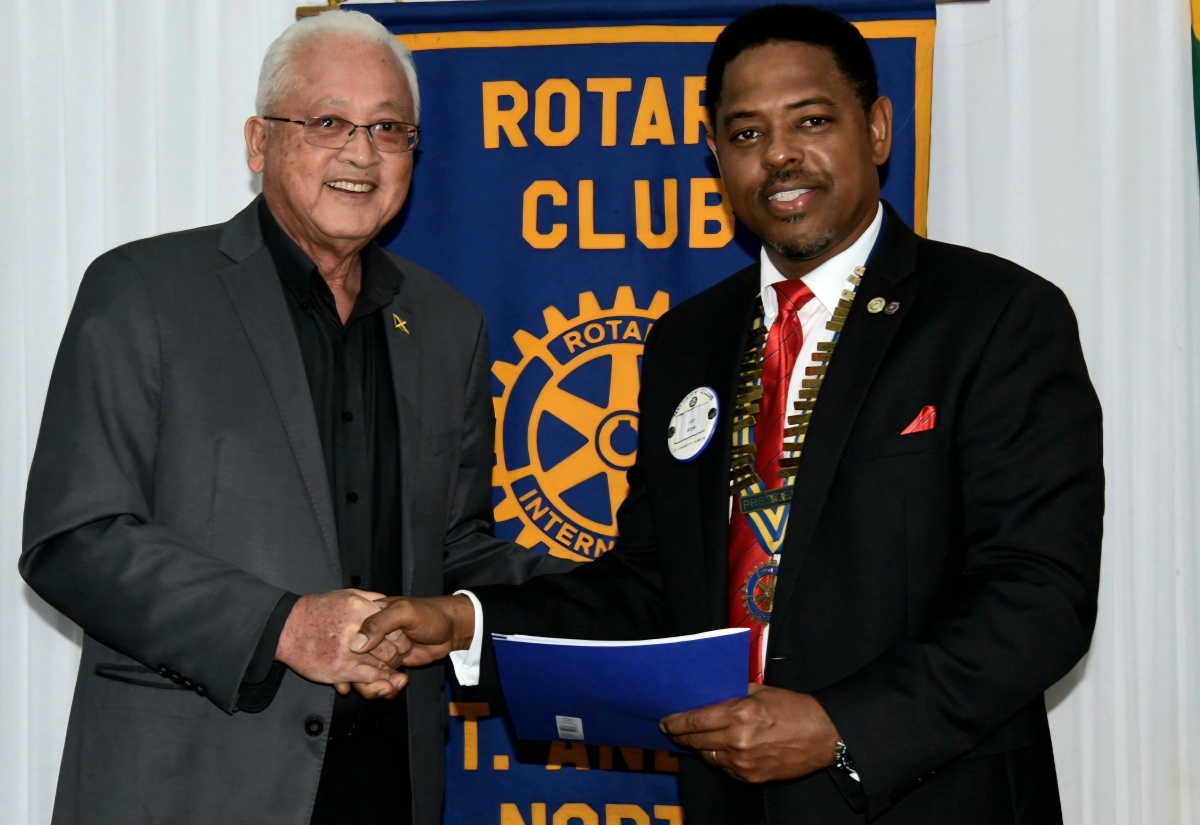 PHOTOS: Minister Chuck Addresses Rotary Club of St. Andrew North Meeting