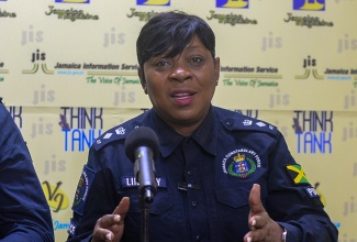 Head of the Jamaica Constabulary Force’s (JCF) Corporate Communications Unit (CCU), Senior Superintendent of Police Stephanie Lindsay, addresses a Jamaica Information Service (JIS) ‘Think Tank’ at the agency’s head office in Kingston on Monday (December 16).

