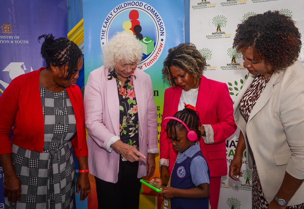 1,500 Tablets Donated to Early-Childhood Institutions