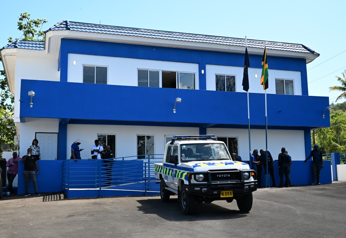 Lacovia Police Station Officially Opened