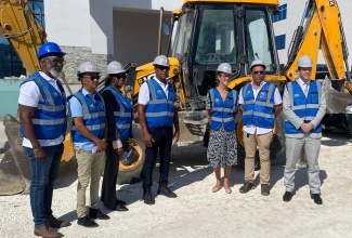 British High Commissioner to Jamaica, Her Excellency Judith Slater (third right), and Factories Corporation of Jamaica (FCJ) Chairman, Lyttleton Shirley (centre), tour the Morant Bay Urban Centre in St. Thomas on Thursday (January 30). Also part of the touring party are (from left) FCJ Managing Director, Donald Farquharson; Mayor of Morant Bay, Councillor Louis Chin; Custos Rotulorum for St. Thomas, Hon. Marcia Bennett; Member of Parliament for St. Thomas Western, James Robertson, and Deputy British High Commissioner to Jamaica, Jonathan Cook.