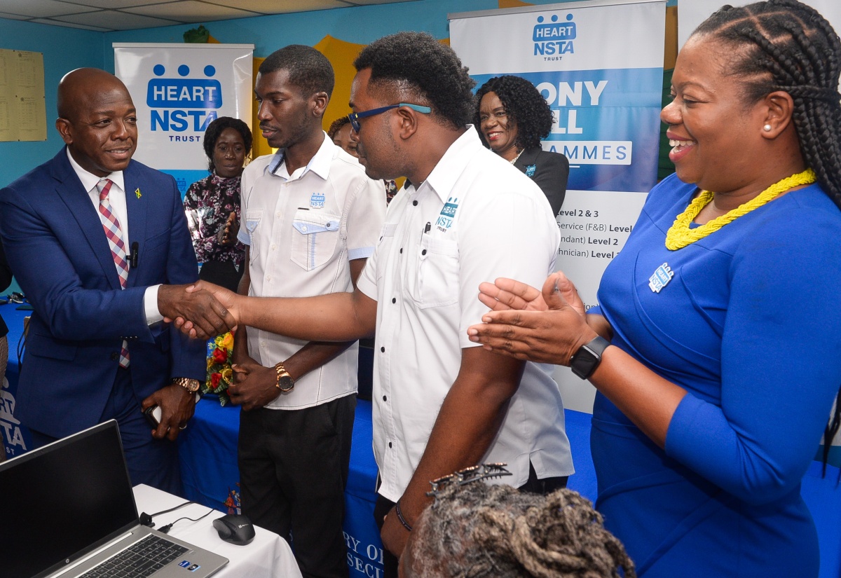 Minister Charles Jr. Lauds Senior Citizens Participating in NCSC Digital Literacy Course