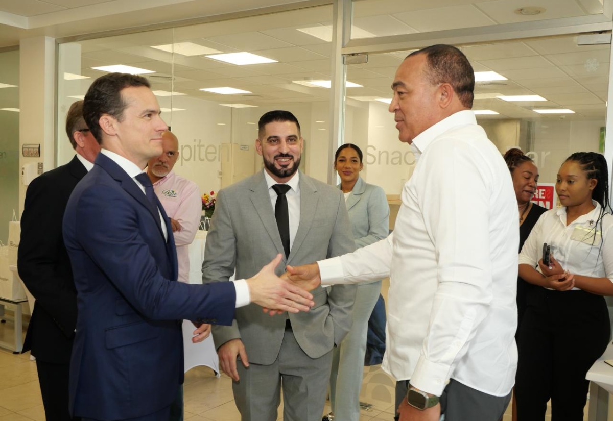 Health Minister Lauds Establishment of Cath Lab at Hospiten