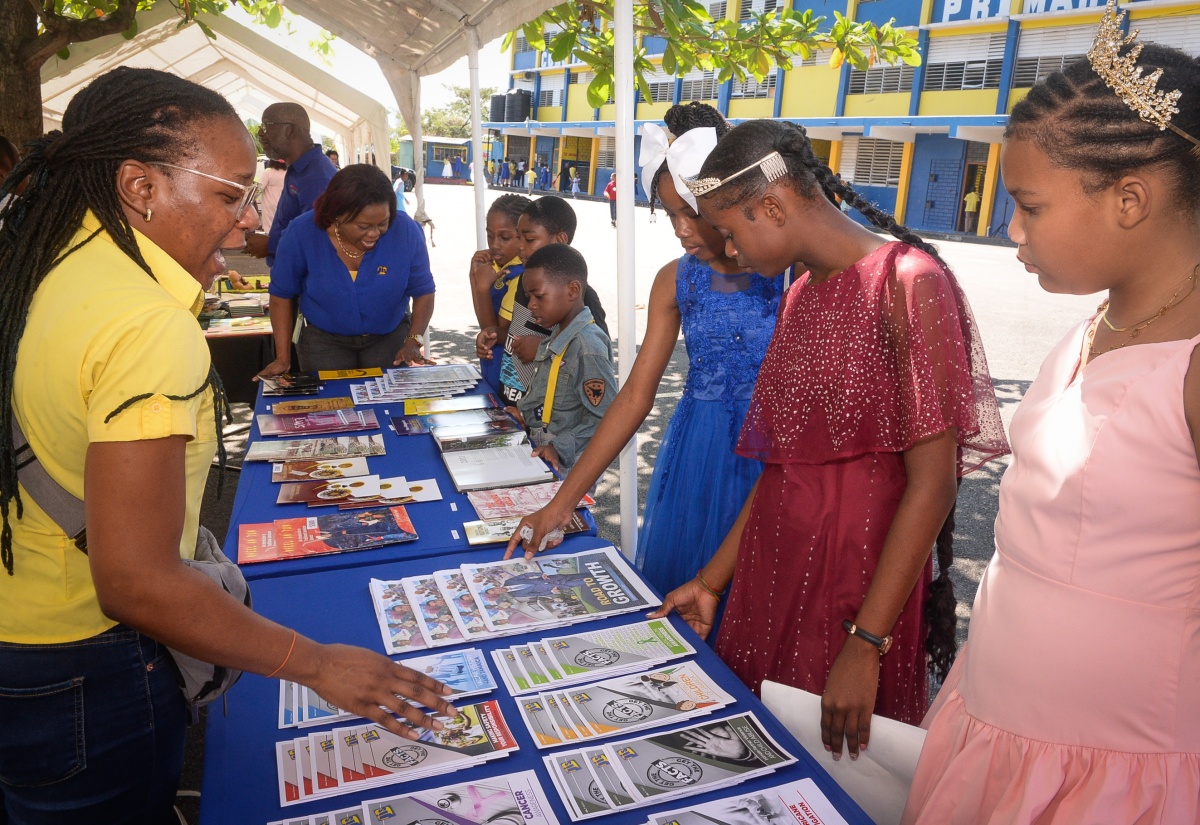 Constant Spring Primary and Infant Students Celebrate Love for Reading