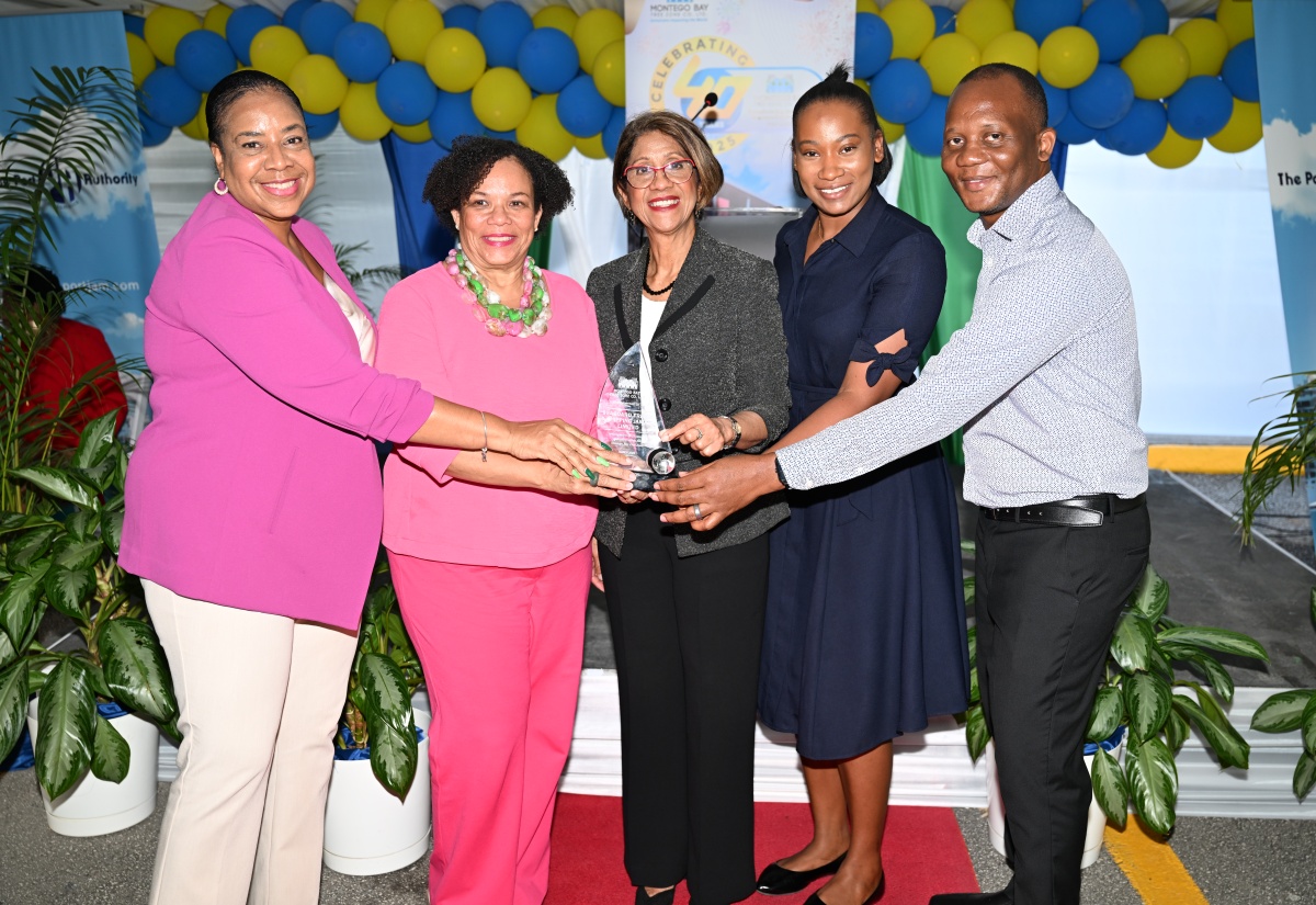 Clients, Employees and Companies Recognised for Contribution to Growth of MBFZ