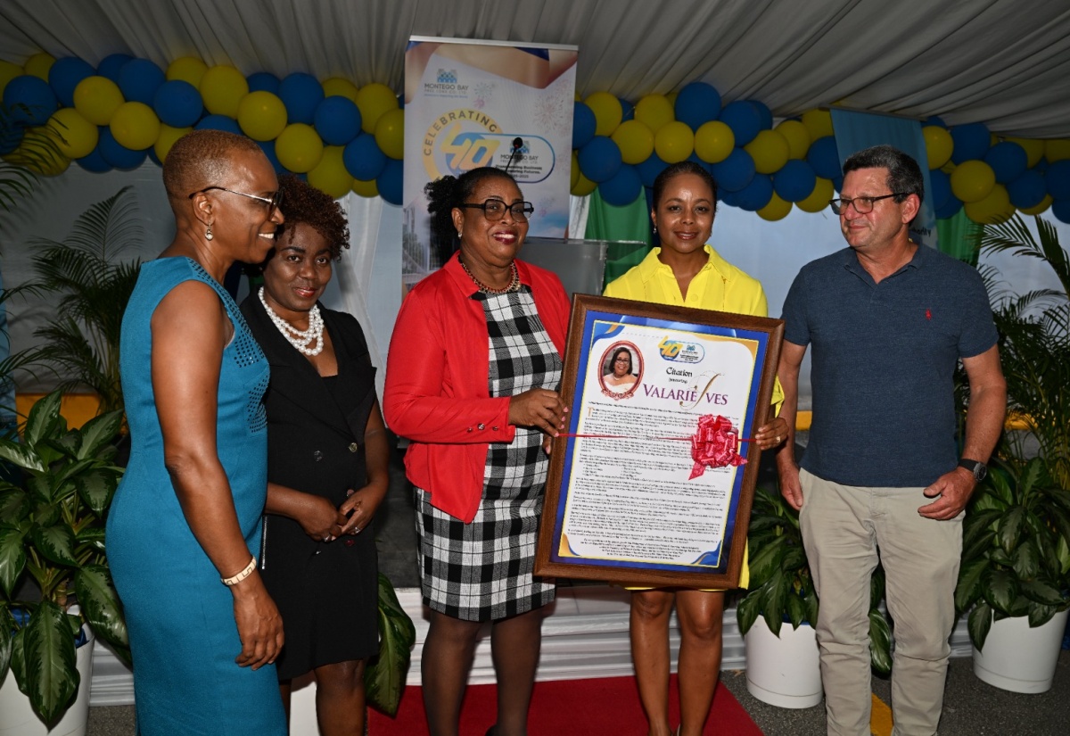 Clients, Employees and Companies Recognised for Contribution to Growth of MBFZ