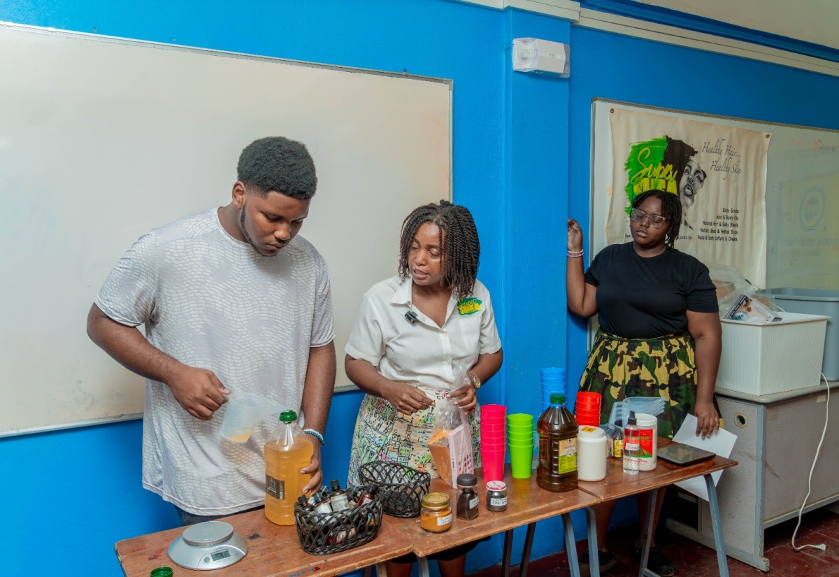 Albert Town Entrepreneurs Benefit from Body Care Products Workshop