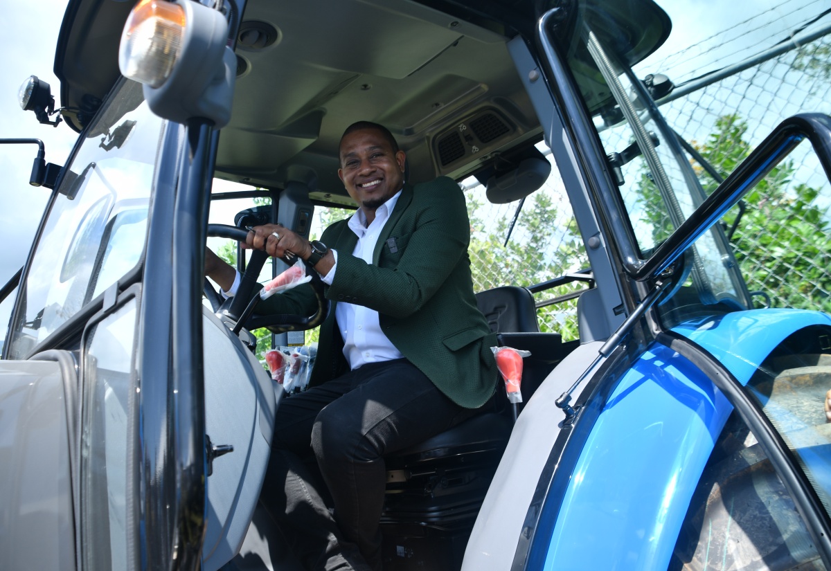 Agriculture Ministry Provides RADA with Two Tractors to Boost Farmer Support
