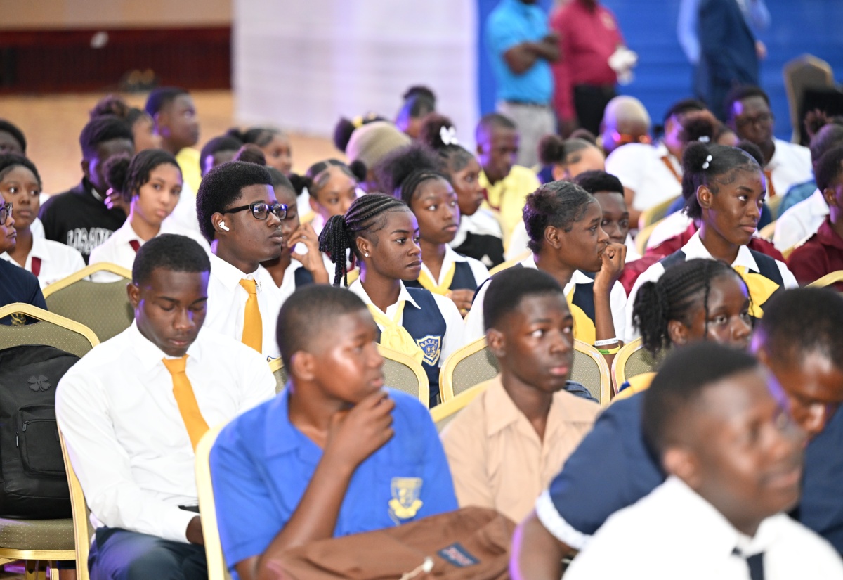 Technology Reshaping Careers in Jamaica’s Tourism Industry – Minister Bartlett