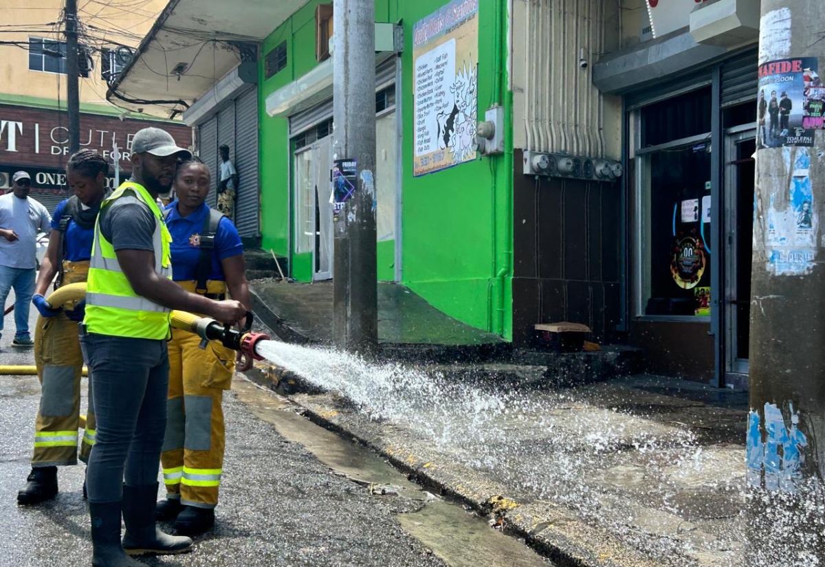 Charles Gordon Market Gets Labour Day Cleaning