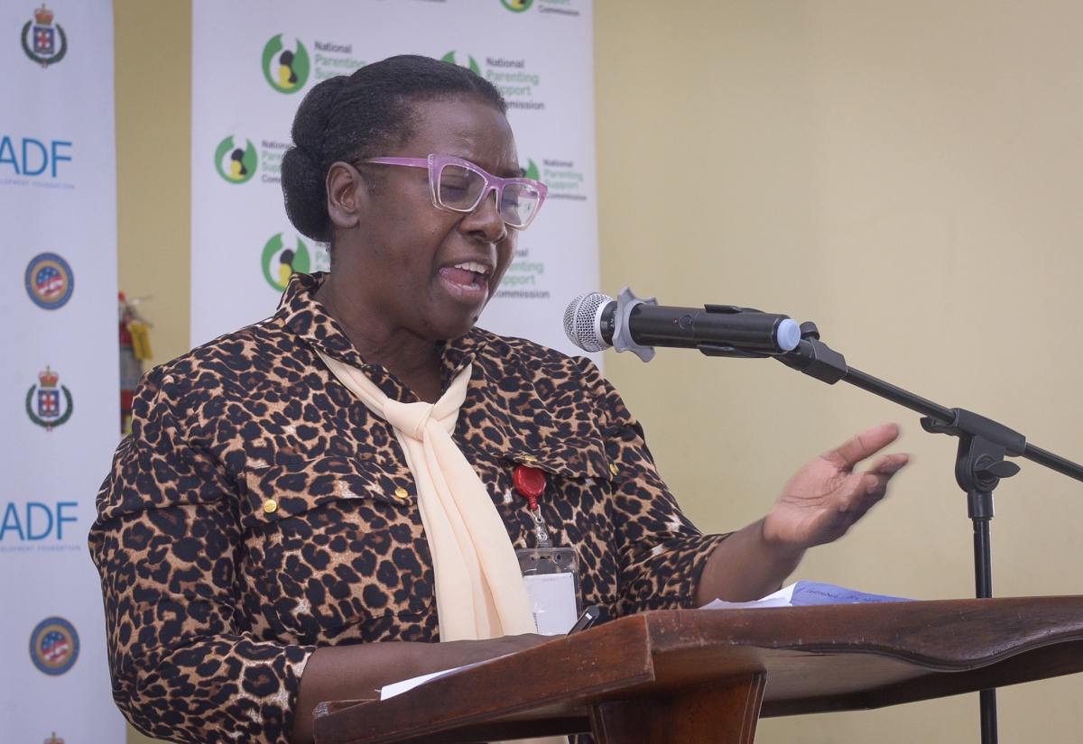 Cabinet Secretary Highlights Importance of Education
