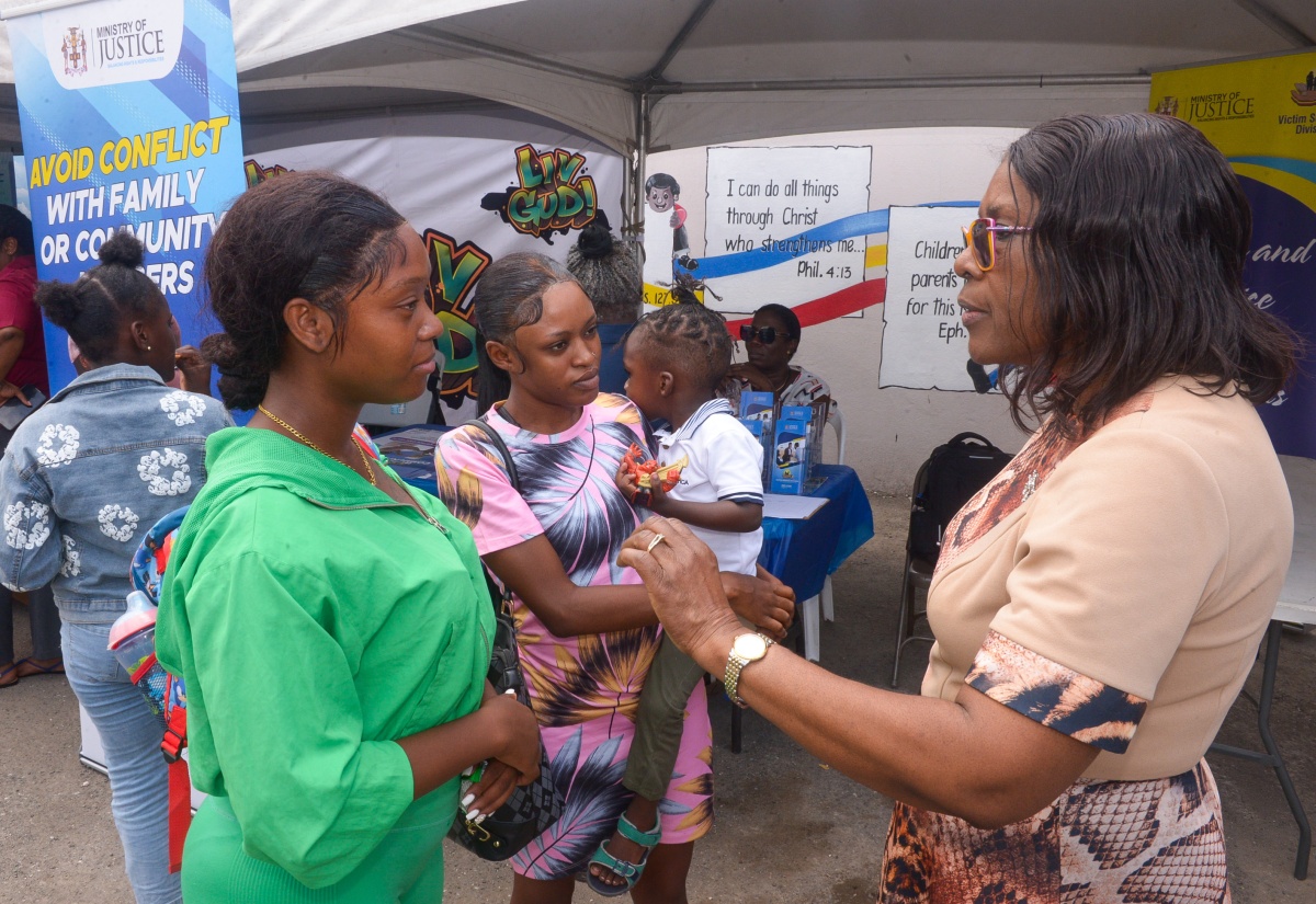 Cabinet Secretary Highlights Importance of Education