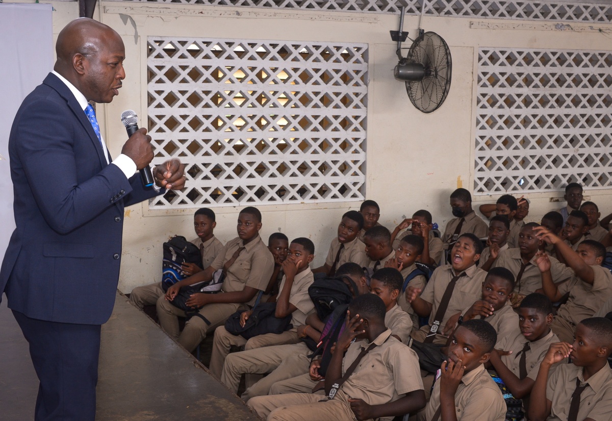 Minister of Labour and Social Security, Hon. Pearnel Charles Jr., addresses male students at the Clarendon-based Central High School, during the institution’s observance of Boys’ Day on Tuesday (April 30).


