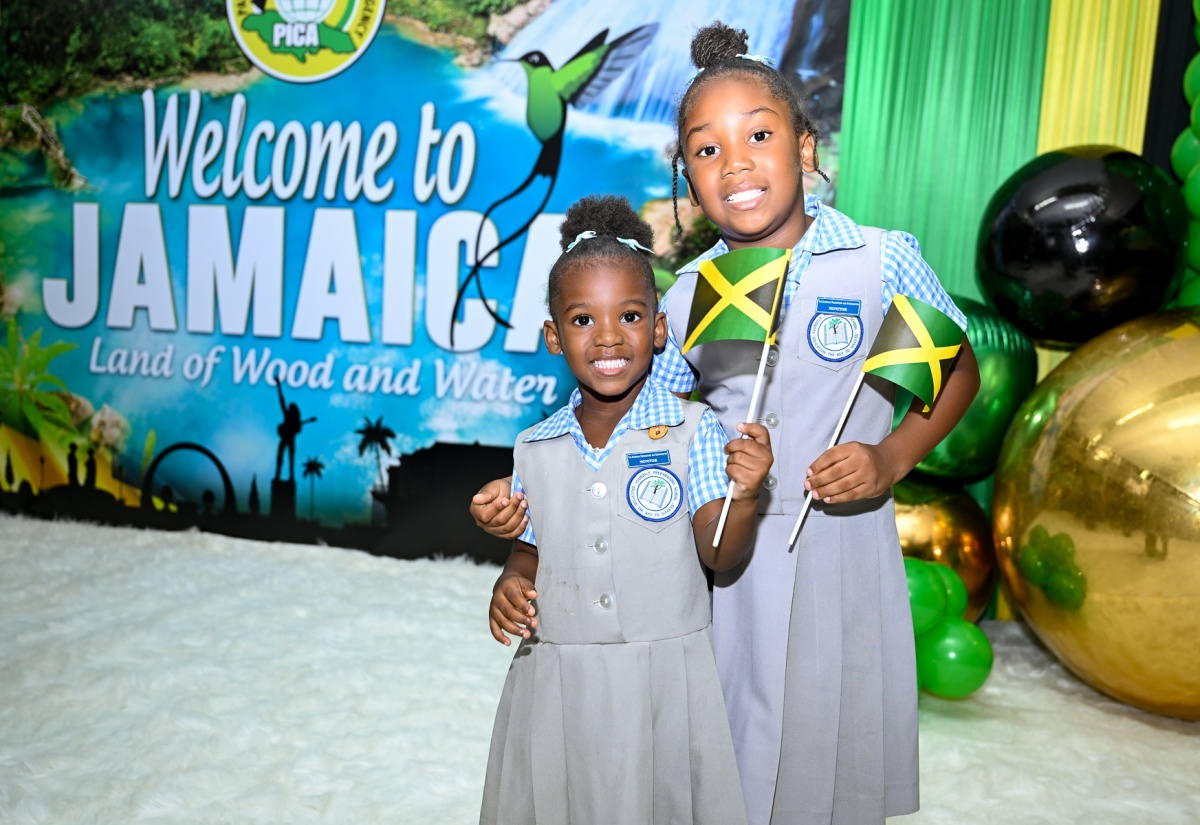 Citizenship Granted to 28 Persons