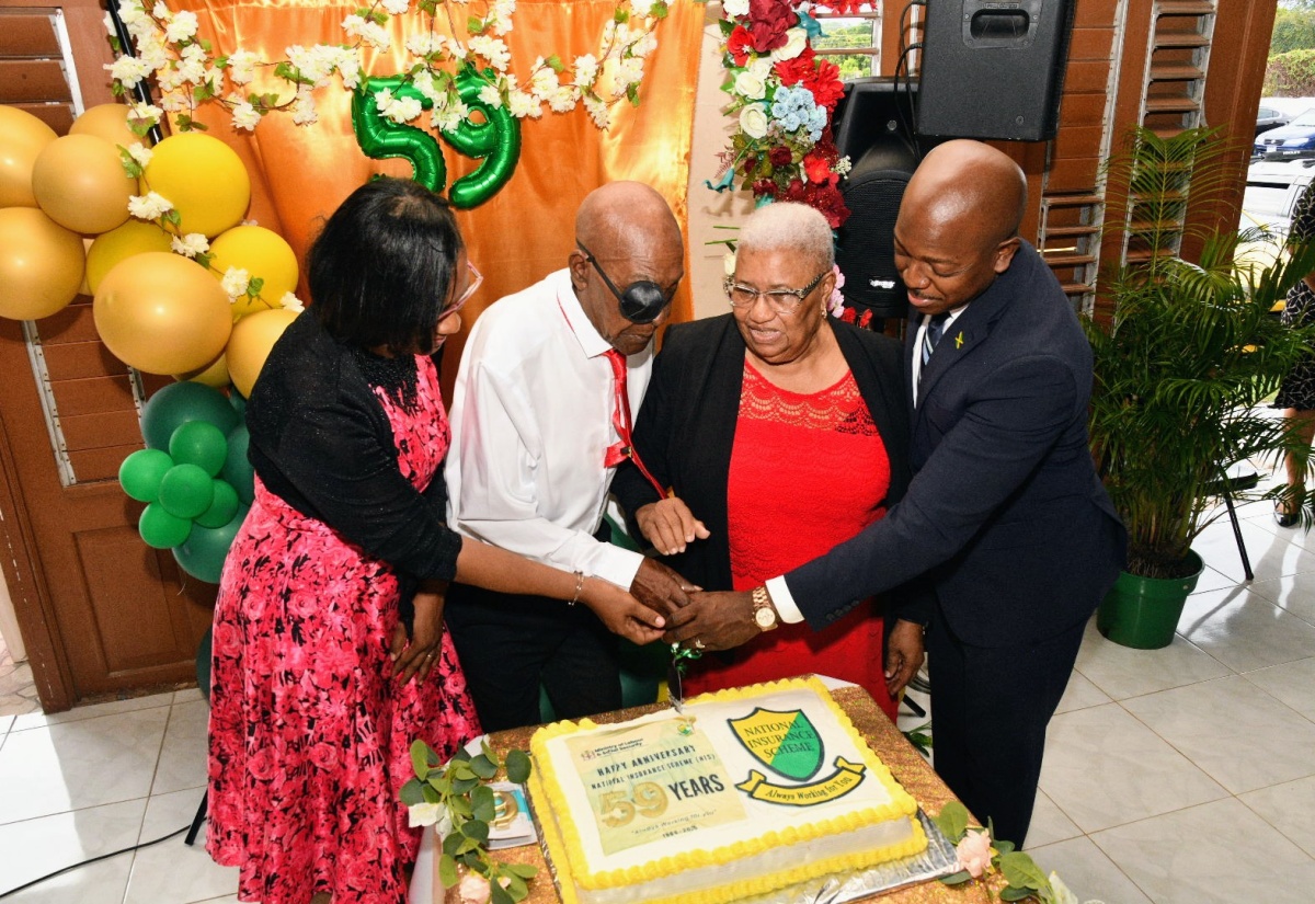 Minister Urges Timely Payment of NIS Contributions