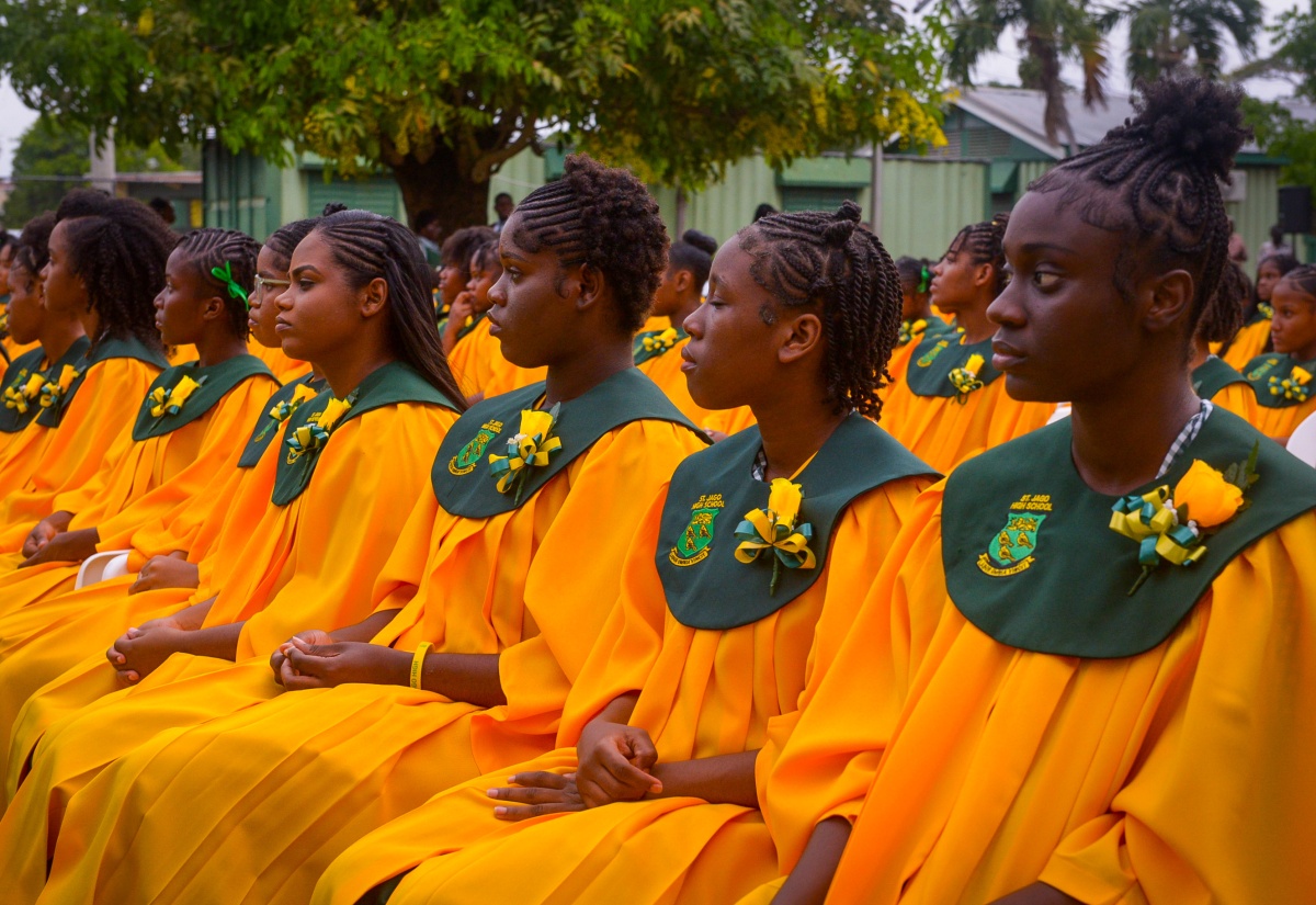 Graduates Charged to Leverage Technology to Create Innovative Solutions