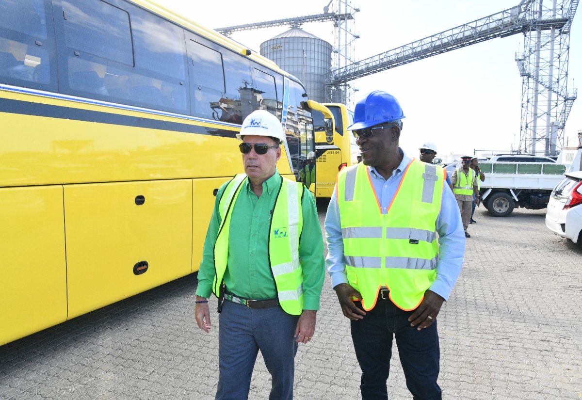 30 Additional Buses Arrive
