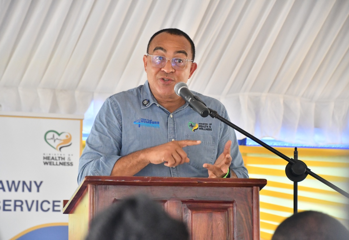Health Minister Commends Nurses and Community Health Aides
