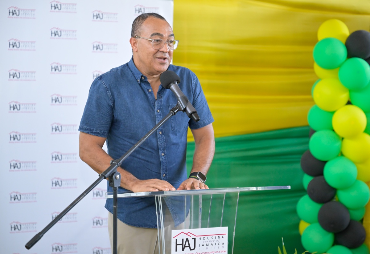 Naseberry Villa Residents Get Land Title