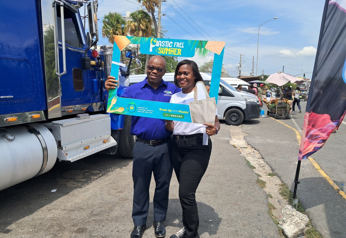 MEGJC Hosts Downtown Kingston Roadshow to Promote Plastic-free Summer Campaign