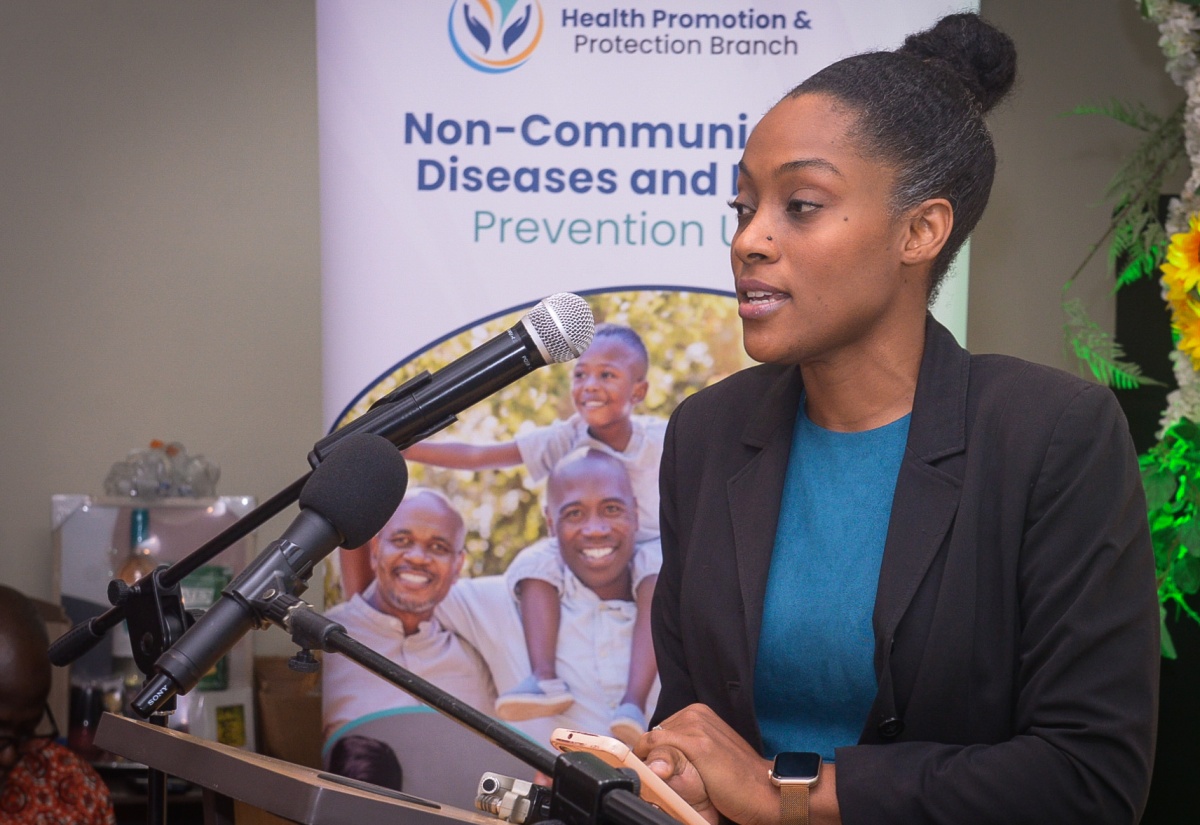 Sexually Active Women Urged to Get Screened