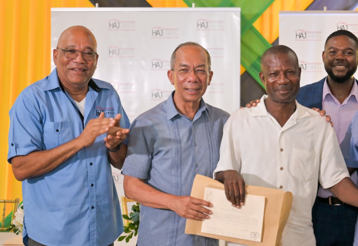 Residents of Norwood Receive Land Titles