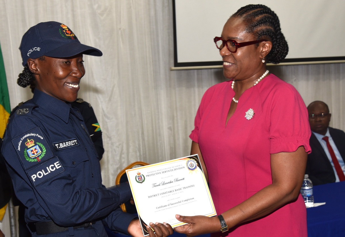 Thirty-three District Constables Complete Protective Services Training Course