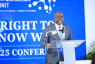 Senior Director of the Access to Information Unit (AIU), Ministry of Education, Skills, Youth and Information, Damian Cox delivers the keynote address at the Unit’s Right to know Week 2025 Conference held on Monday (September 22) at the AC Hotel by Marriott in Kingston. 

 