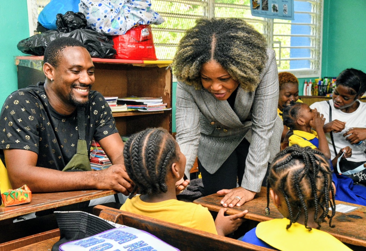 Minister Reaffirms Parental Role in Supporting Educational Success